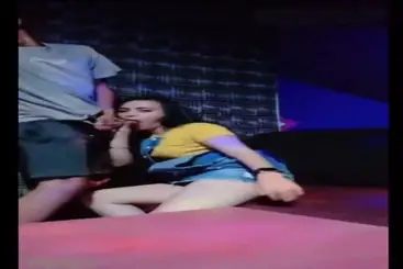 Bokep Indo Kuli Minta LC Sepong Nanti Dikasih Uang Lebih